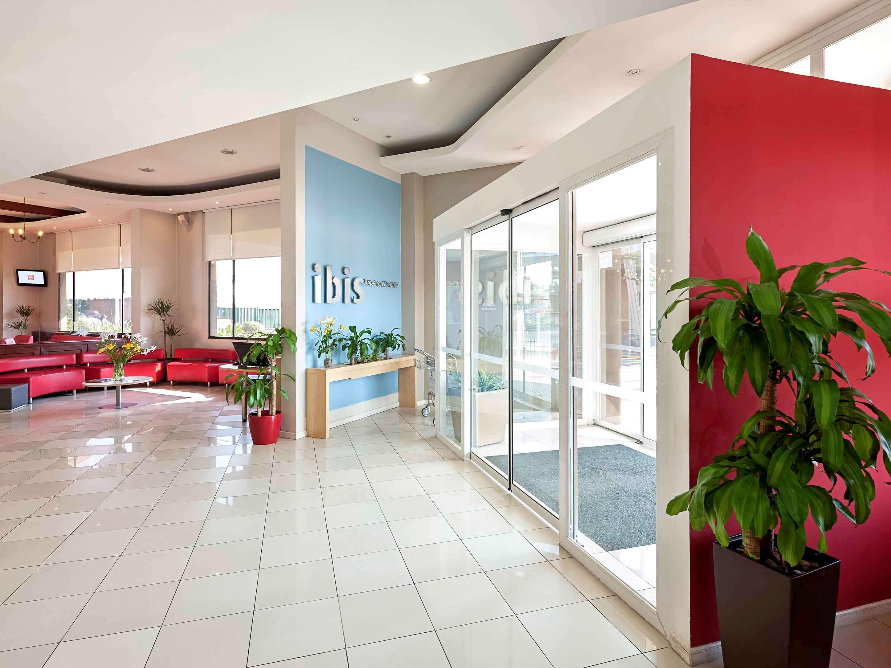 Ibis Santiago Estacion Central Dış mekan fotoğraf