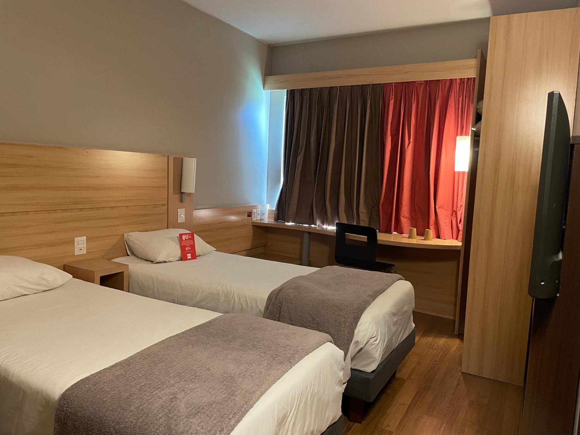 Ibis Santiago Estacion Central Dış mekan fotoğraf