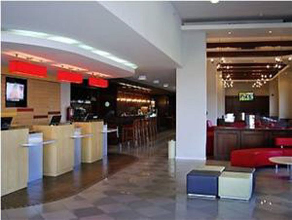 Ibis Santiago Estacion Central Dış mekan fotoğraf