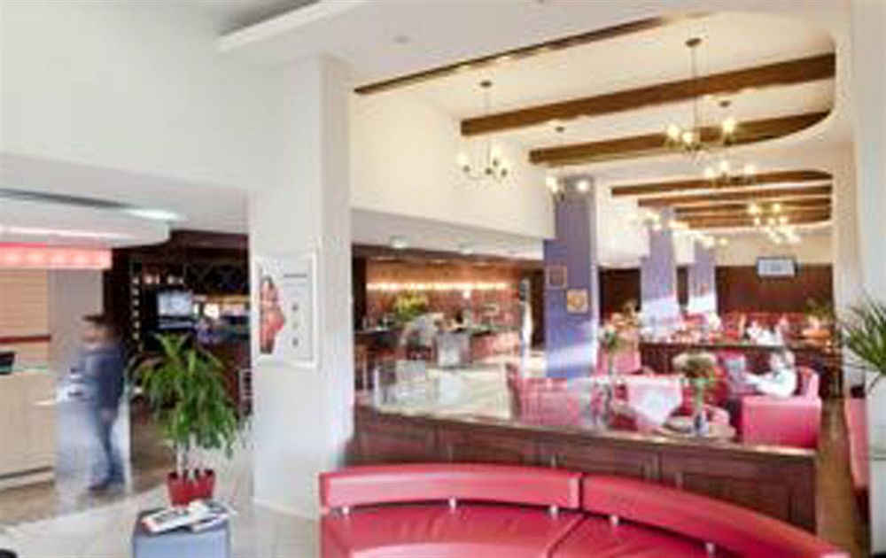 Ibis Santiago Estacion Central Dış mekan fotoğraf