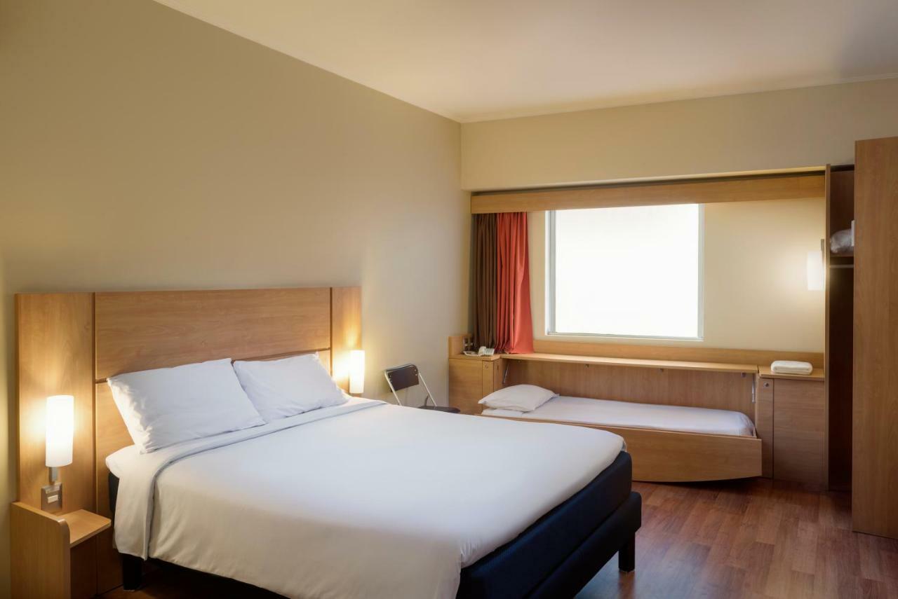 Ibis Santiago Estacion Central Dış mekan fotoğraf